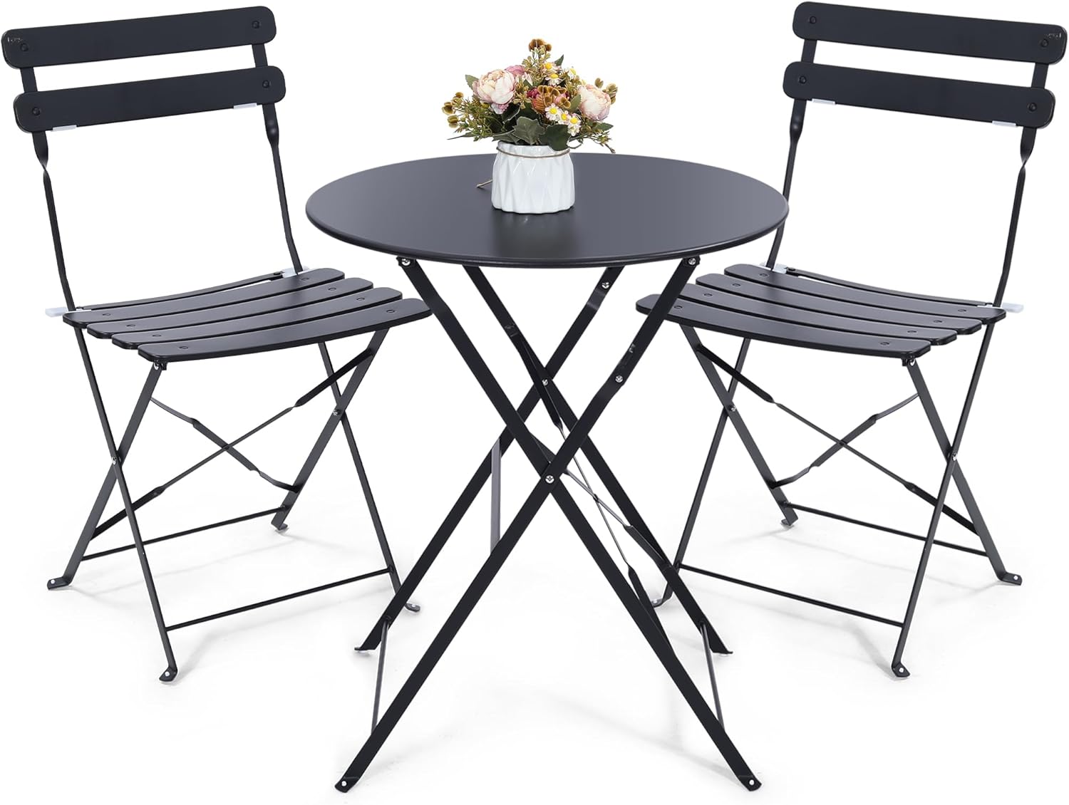 Outdoor Furniture Small - 省スペースの黒色の3ピース折りたたみ式屋外ビストロセット。折りたたみ式コーヒーテーブル1台とそれに合う椅子2脚で構成されており、狭いバルコニーやプライベートガーデンでの使用に最適なコンパクト家具です。